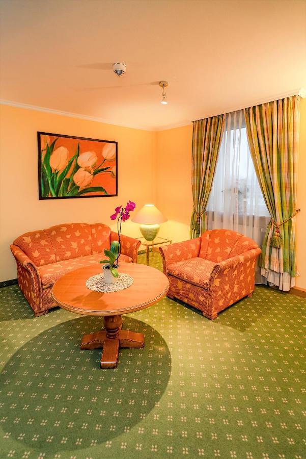 Parkhotel Traunstein Exterior photo